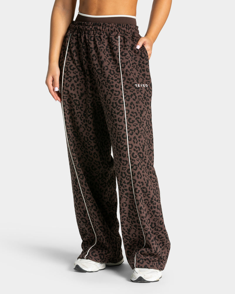 Contrastline Wide Leg Jogger "Leo Espresso"