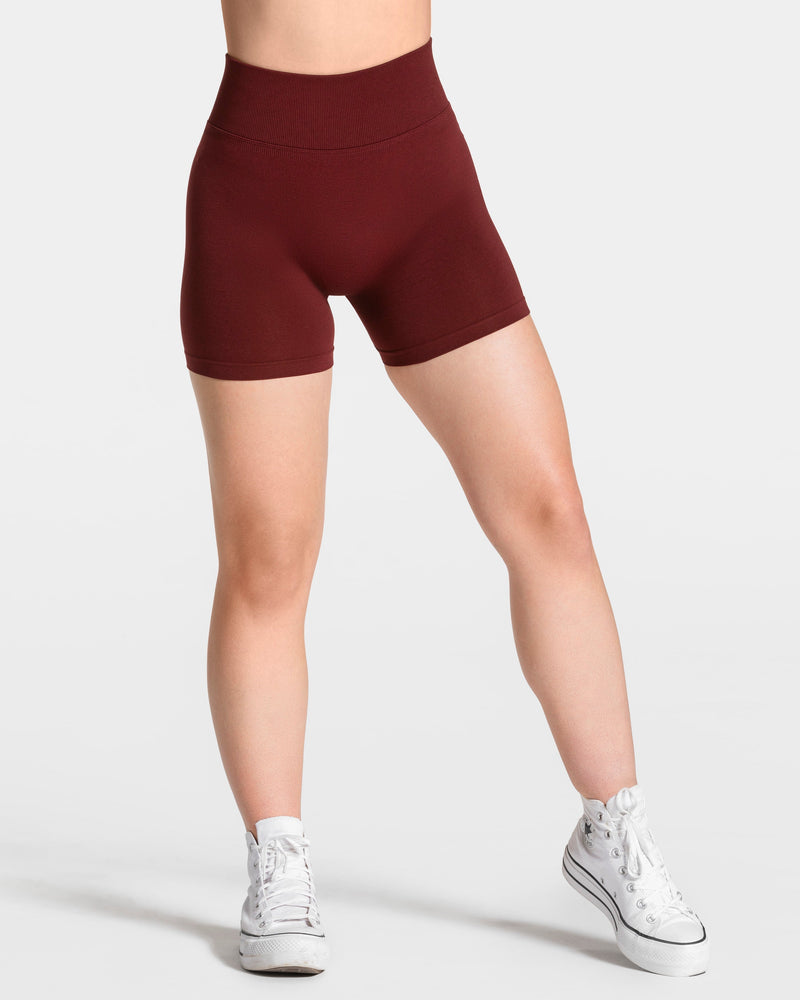 Femme Sculpt Scrunch Shorts "Weinrot"