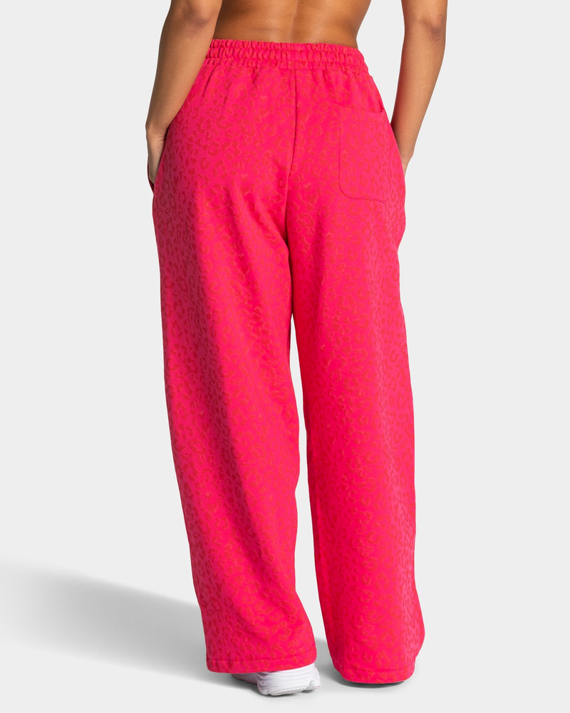 Contrastline Wide Leg Jogger "Leo Berry"